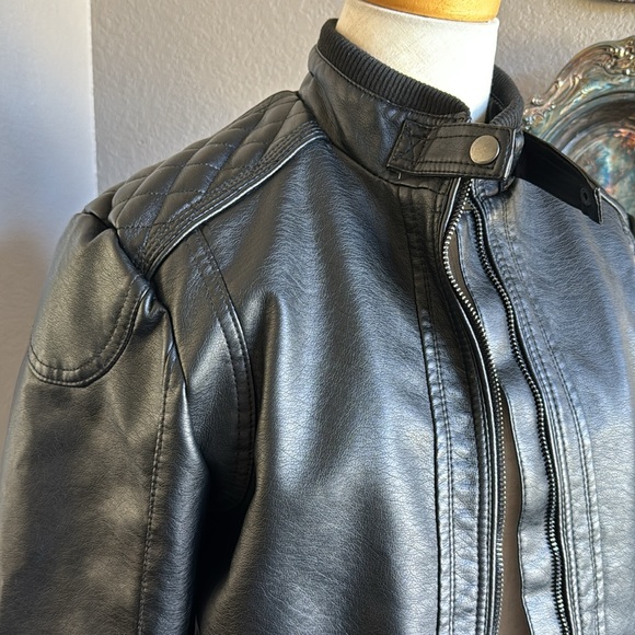 Unisex Faux Leather Jacket - Picture 2 of 6